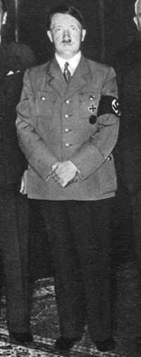 Portrait photograph of Adolf Hitler in Nazi uniform